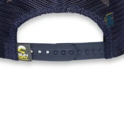 Sunday Afternoons Kids' Mountain Goat Trucker -hat kids artist series trucker mountain goat rear sizing detail ss20 2500px