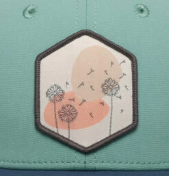 Sunday Afternoons Kids' Feel Good Trucker -hat kids feel good trucker dandylion dreams front ss24 detail 2500px a277f79c ad74 421b bbdf 713cfea48374